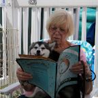 Cathy Reads To Roxie